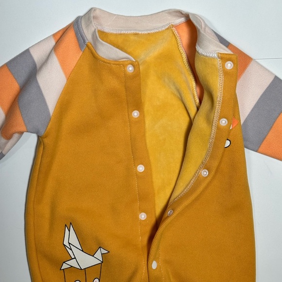 Adorable Baby Sweater One-Piece in Mustard Size 6-9M - Picture 7 of 8